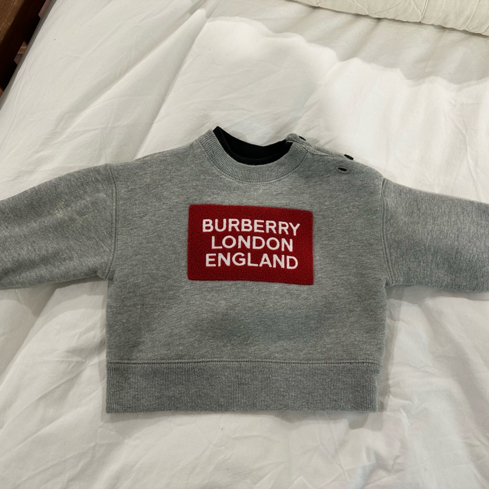 Authentic Burberry Sweatshirt (6months)